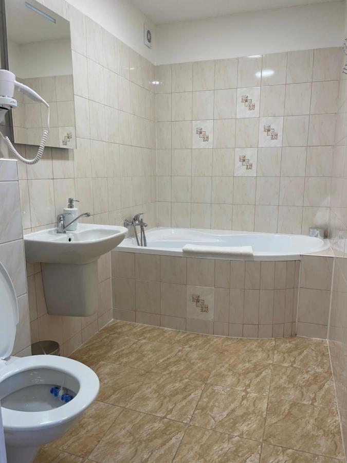 Apartmány vila Týniště Tyniste nad Orlici Exterior foto